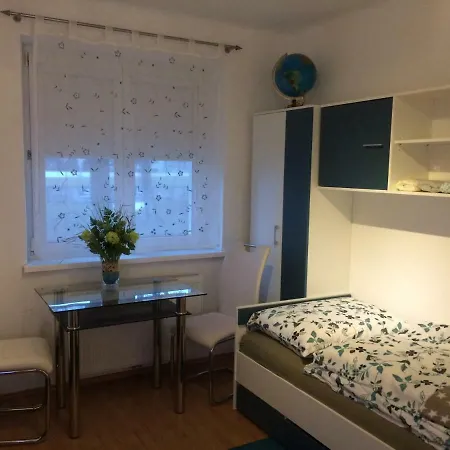 Privatzimmer, Private Homestay *