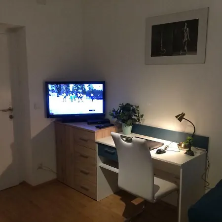 Privatzimmer, Private