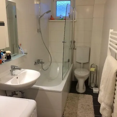 Privatzimmer, Private Wiener Neustadt